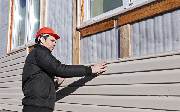 Vinyl Cladding Repair in Saint Charles