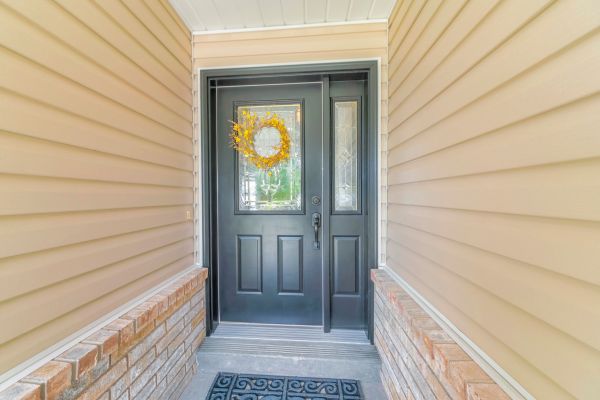 Siding Panel Repair in Saint Charles